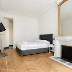 Sevres-Babylone - St Germain Apartment