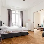 Sevres-Babylone - St Germain Apartment